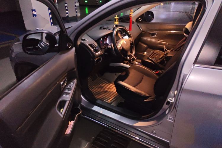 Used Citroen C4 Aircross 2013 2.0L Two-Wheel Drive Comfort Edition Driver Seat