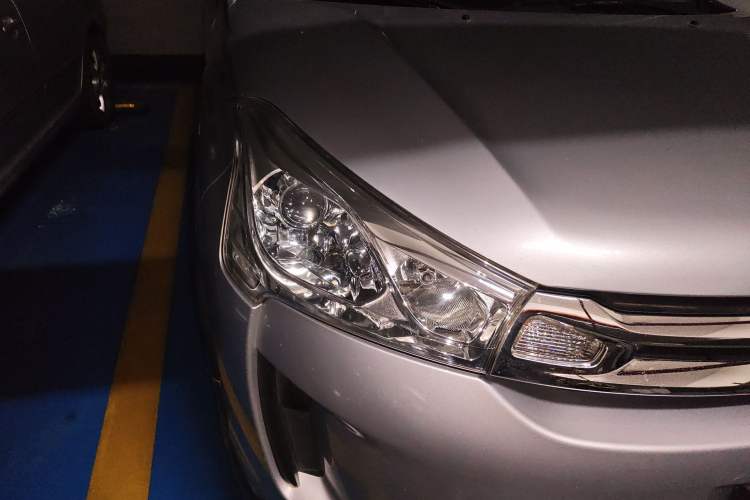 Used Citroen C4 Aircross 2013 2.0L Two-Wheel Drive Comfort Edition Right Front Headlight