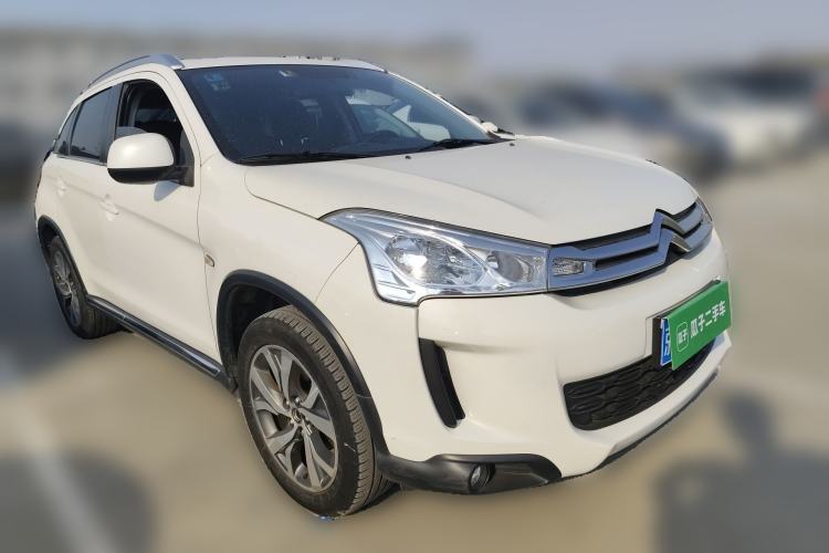 Used Citroen C4 Aircross 2013 2.0L Two-Wheel Drive Comfort Edition Front Right 45 Deg