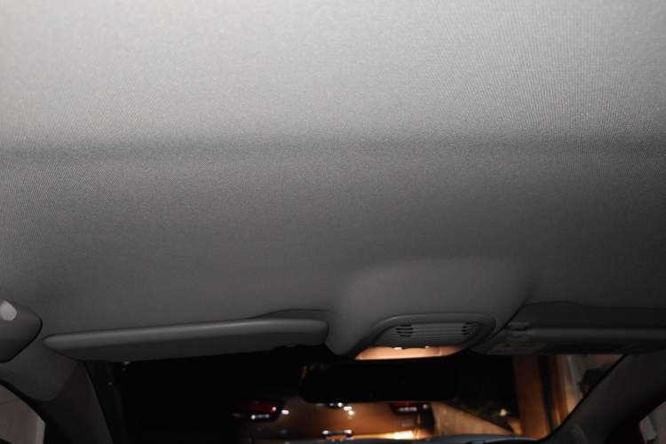 Used Citroen C4 AIRCROSS Yunyi 2018 230THP Automatic Elysee Edition Headliner