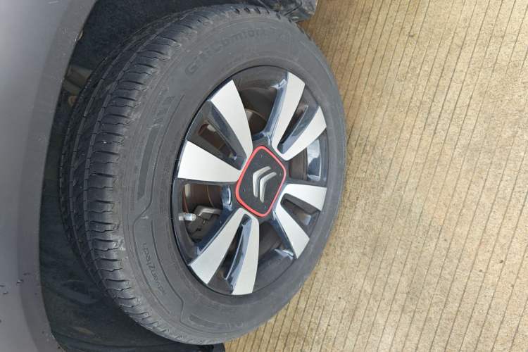 Used Citroen C4 AIRCROSS Yunyi 2018 230THP Automatic Internet E-Zhi Edition Left Front Wheel Hub
