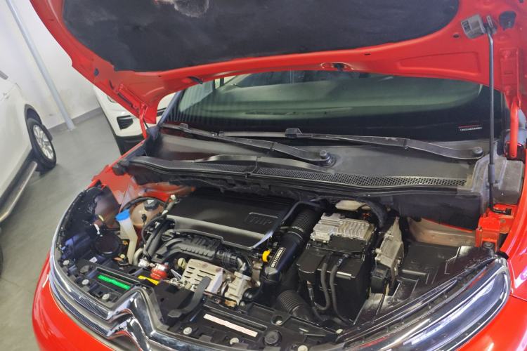 Used Citroen C4 AIRCROSS Yunyi 2018 230THP Automatic Elysee Edition Engine Bay