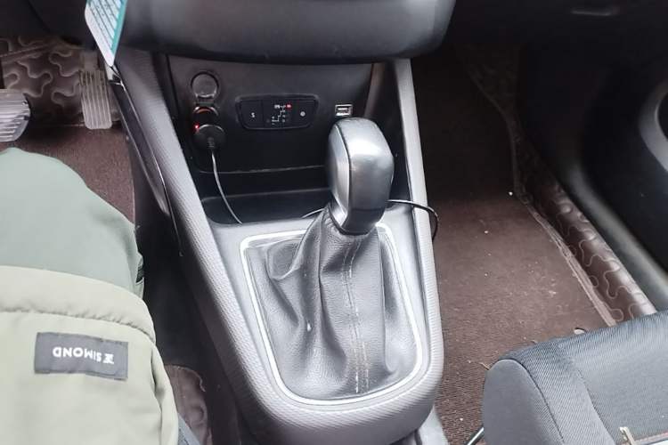 Used Citroen C4 AIRCROSS Yunyi 2018 230THP Automatic Elysee Edition Gear Lever