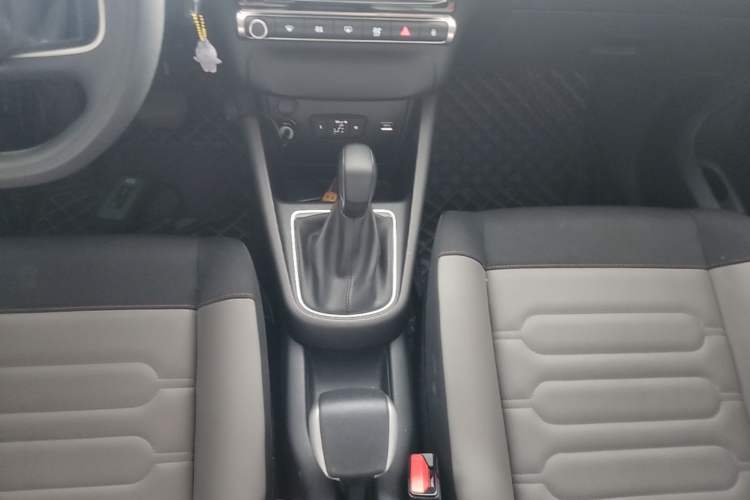 Used Citroen C4 AIRCROSS Yunyi 2018 350THP Automatic Internet E-Zhi Edition Gear Lever