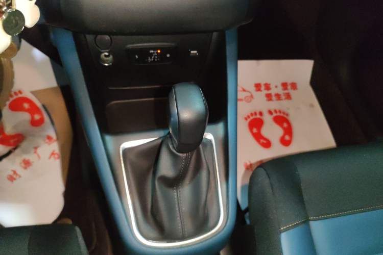 Used Citroen C4 AIRCROSS Yunyi 2018 350THP Automatic Internet E-Zhi Edition Gear Lever