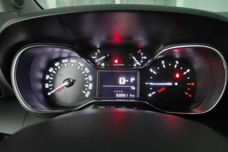 Used Citroen C4 AIRCROSS Yunyi 2018 230THP Automatic Internet E-Zhi Edition Instrument Cluster