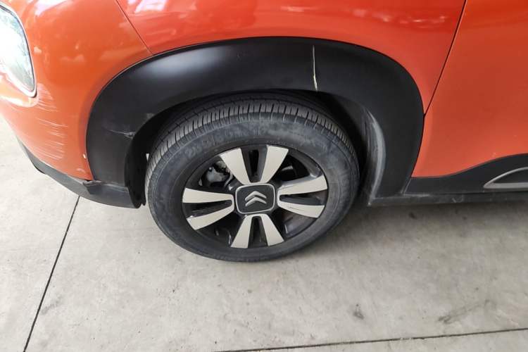 Used Citroen C4 AIRCROSS Yunyi 2018 350THP Automatic Internet E-Zhi Edition Left Front Wheel Hub