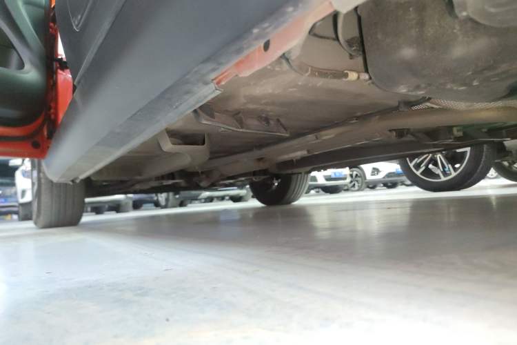 Used Citroen C4 AIRCROSS Yunyi 2018 350THP Automatic Internet E-Zhi Edition Left Side Sill