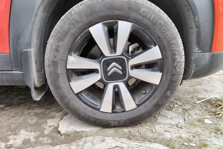 Used Citroen C4 AIRCROSS Yunyi 2018 350THP Automatic Internet E-Zhi Edition Right Front Wheel Hub