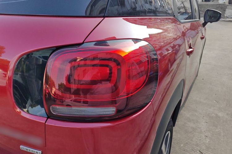 Used Citroen C4 AIRCROSS Yunyi 2018 230THP Automatic Elegance Edition Right Rear Taillight