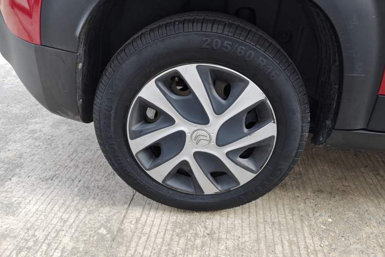 Used Citroen C4 AIRCROSS Yunyi 2018 230THP Automatic Elegance Edition Right Rear Wheel Hub