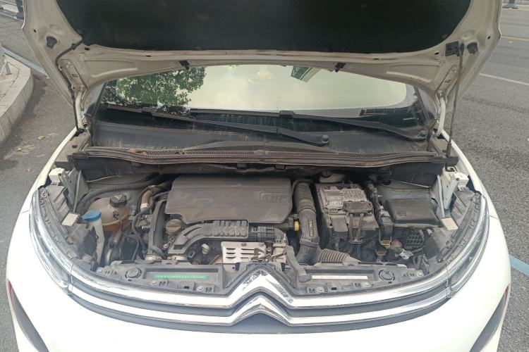 Used Citroen C4 AIRCROSS Yunyi 2018 230THP Automatic Elysee Edition Engine Bay