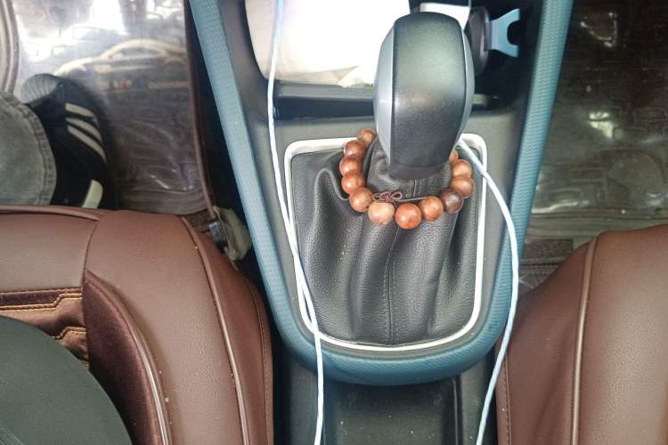 Used Citroen C4 AIRCROSS Yunyi 2018 230THP Automatic Elysee Edition Gear Lever