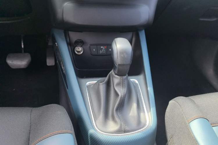 Used Citroen C4 AIRCROSS Yunyi 2018 230THP Automatic Elysee Edition Gear Lever