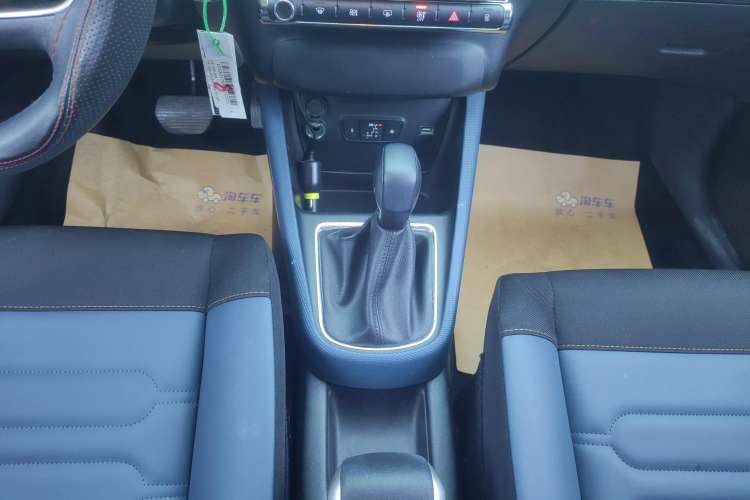 Used Citroen C4 AIRCROSS Yunyi 2018 350THP Automatic Internet E-Zhi Edition Gear Lever