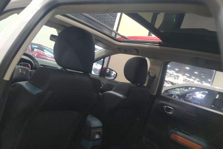 Used Citroen C4 AIRCROSS Yunyi 2018 350THP Automatic Internet E-Zhi Edition Headliner