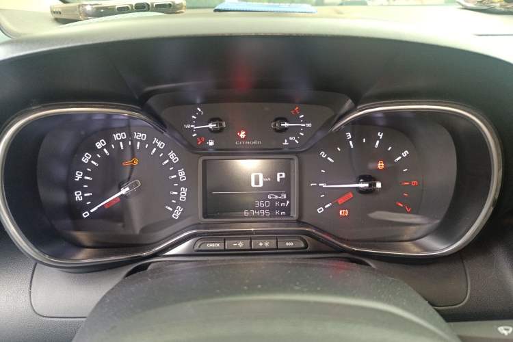 Used Citroen C4 AIRCROSS Yunyi 2018 230THP Automatic Elysee Edition Instrument Cluster