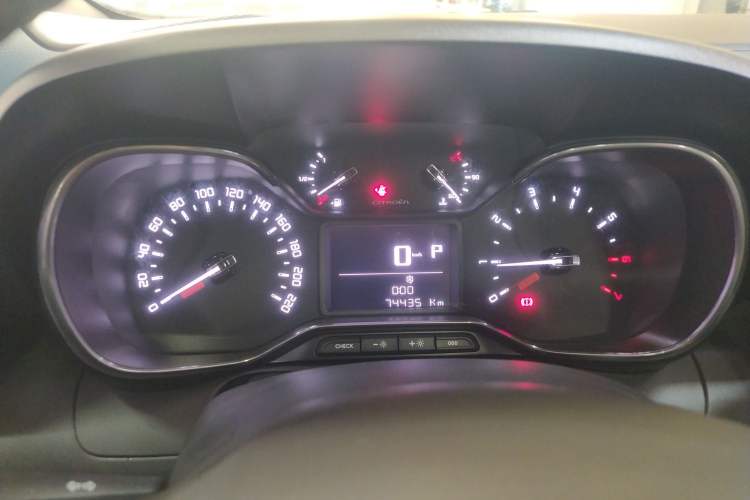 Used Citroen C4 AIRCROSS Yunyi 2018 350THP Automatic Internet E-Zhi Edition Instrument Cluster