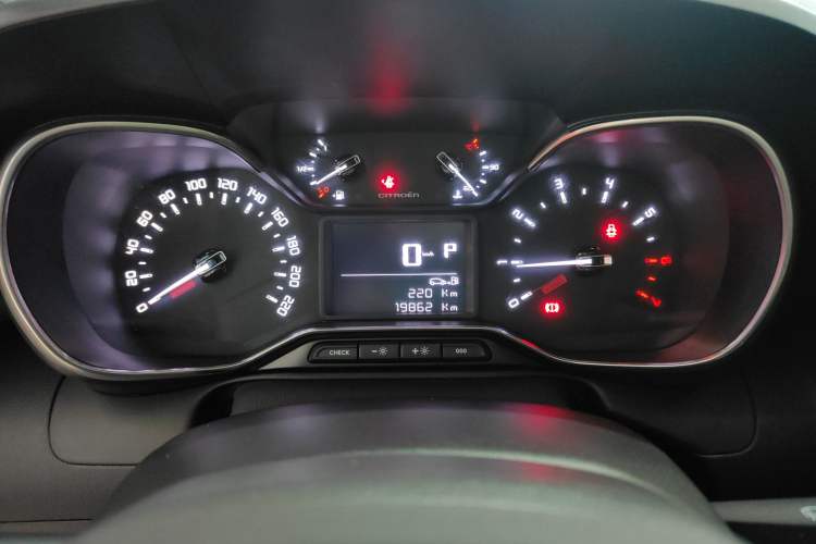 Used Citroen C4 AIRCROSS Yunyi 2018 230THP Automatic Internet E-Zhi Edition Instrument Cluster