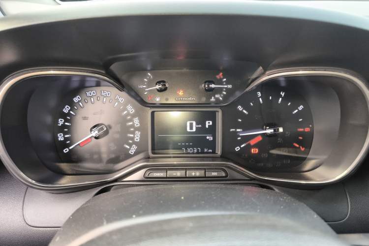 Used Citroen C4 AIRCROSS Yunyi 2018 350THP Automatic Internet E-Zhi Edition Instrument Cluster