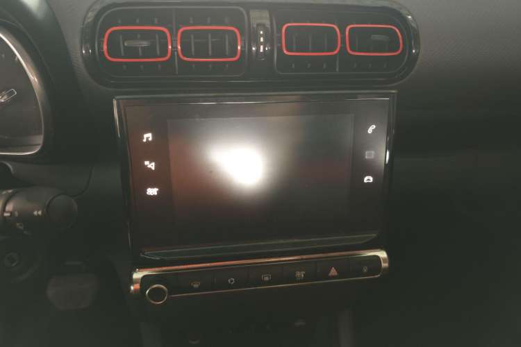 Used Citroen C4 AIRCROSS Yunyi 2018 230THP Automatic Elegance Edition Interior 2