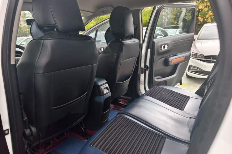 Used Citroen C4 AIRCROSS Yunyi 2018 230THP Automatic Elysee Edition Interior 2
