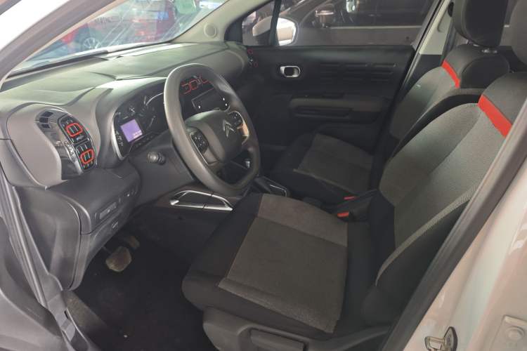 Used Citroen C4 AIRCROSS Yunyi 2018 230THP Automatic Elegance Edition Interior 3