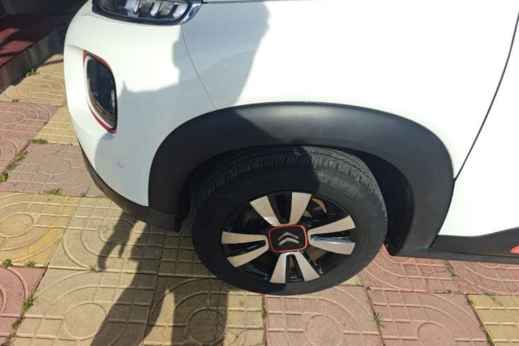 Used Citroen C4 AIRCROSS Yunyi 2018 230THP Automatic Internet E-Zhi Edition Left Front Wheel Hub