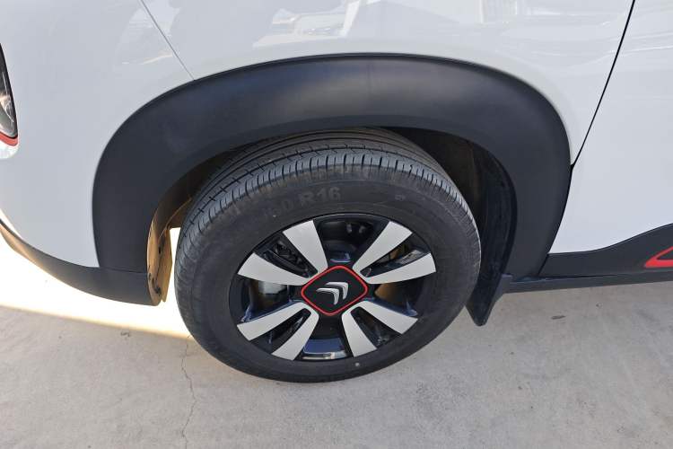 Used Citroen C4 AIRCROSS Yunyi 2018 350THP Automatic Internet E-Zhi Edition Left Front Wheel Hub