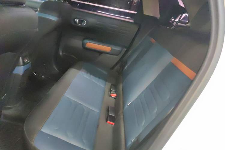 Used Citroen C4 AIRCROSS Yunyi 2018 350THP Automatic Internet E-Zhi Edition Left Rear Seat