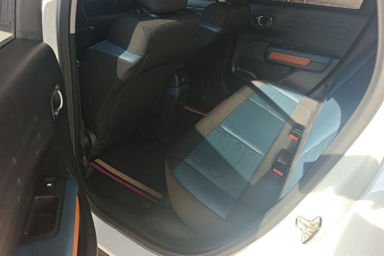 Used Citroen C4 AIRCROSS Yunyi 2018 230THP Automatic Internet E-Zhi Edition Left Rear Seat