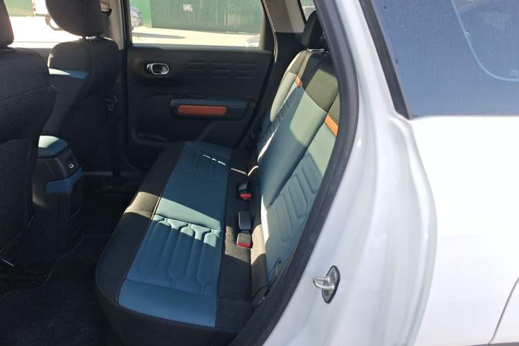 Used Citroen C4 AIRCROSS Yunyi 2018 350THP Automatic Internet E-Zhi Edition Left Rear Seat