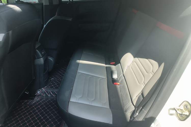 Used Citroen C4 AIRCROSS Yunyi 2018 350THP Automatic Internet E-Zhi Edition Left Rear Seat