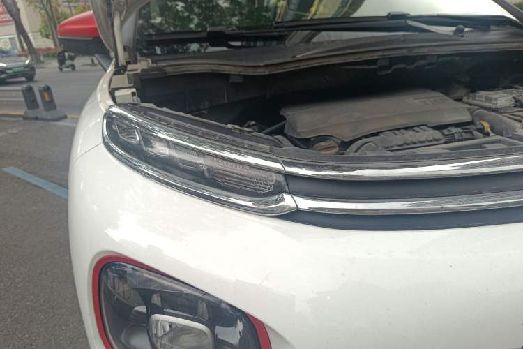 Used Citroen C4 AIRCROSS Yunyi 2018 230THP Automatic Elysee Edition Right Front Headlight