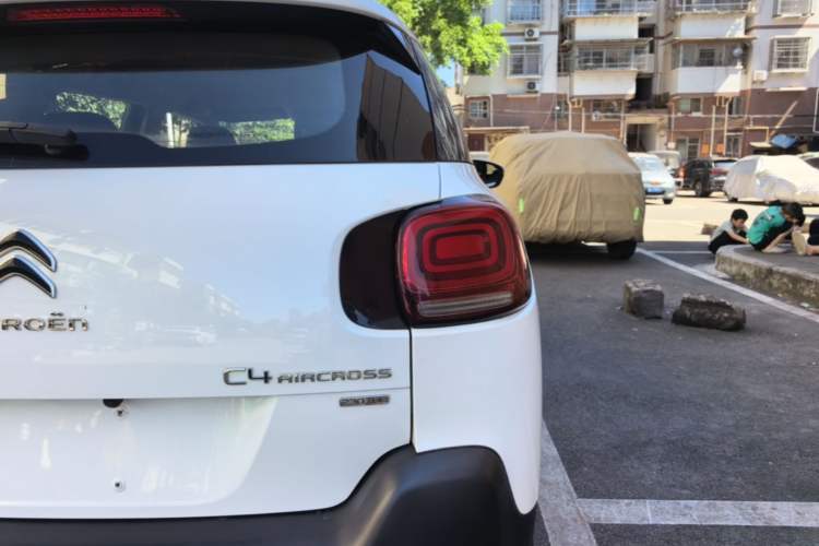 Used Citroen C4 AIRCROSS Yunyi 2018 230THP Automatic Elegance Edition Right Rear Taillight
