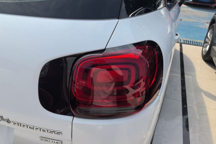 Used Citroen C4 AIRCROSS Yunyi 2018 230THP Automatic Elysee Edition Right Rear Taillight