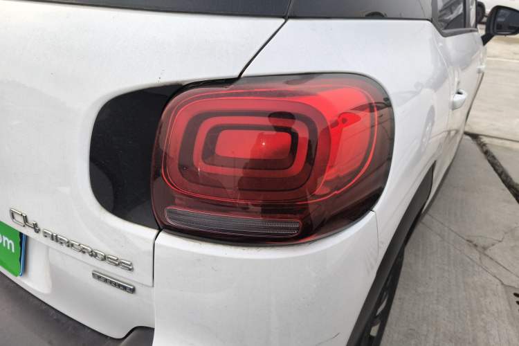 Used Citroen C4 AIRCROSS Yunyi 2018 350THP Automatic Internet E-Zhi Edition Right Rear Taillight