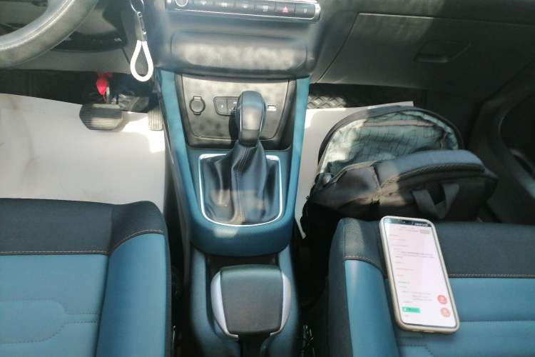 Used Citroen C4 AIRCROSS Yunyi 2018 230THP Automatic Internet E-Zhi Edition Gear Lever