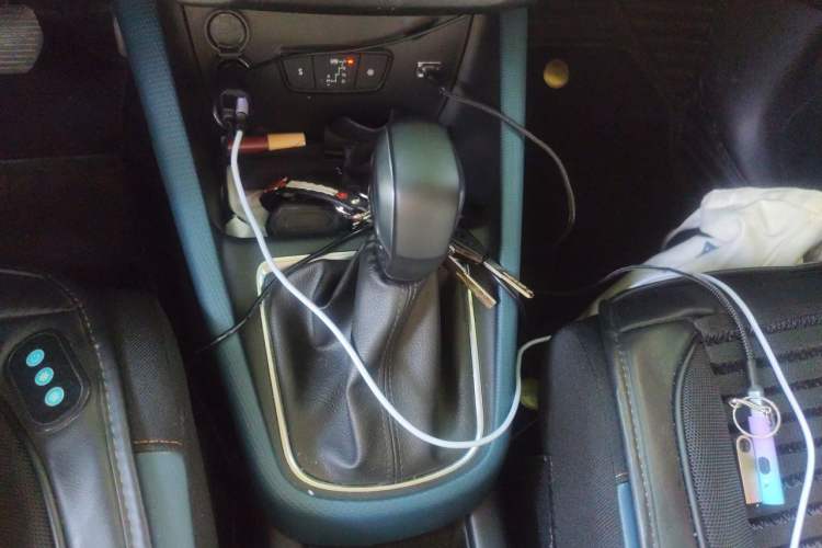 Used Citroen C4 AIRCROSS Yunyi 2018 350THP Automatic Internet E-Zhi Edition Gear Lever