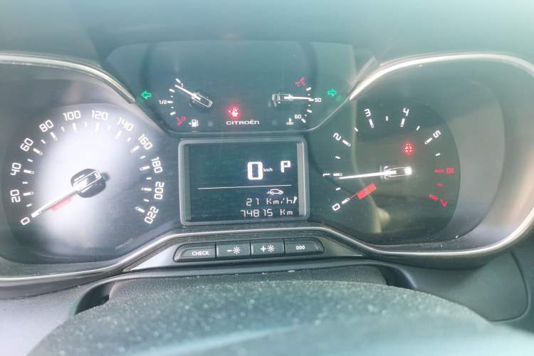 Used Citroen C4 AIRCROSS Yunyi 2018 230THP Automatic Internet E-Zhi Edition Instrument Cluster