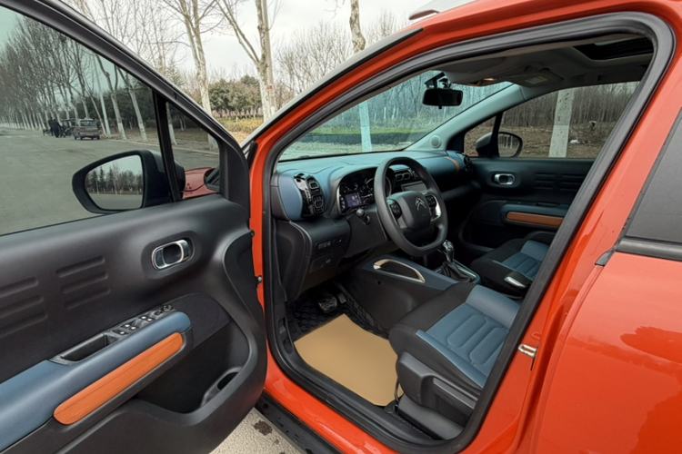 Used Citroen C4 AIRCROSS Yunyi 2018 230THP Automatic Internet E-Zhi Edition Interior 2