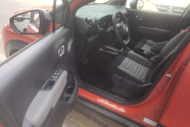 Used Citroen C4 AIRCROSS Yunyi 2018 230THP Automatic Internet E-Zhi Edition Interior 3