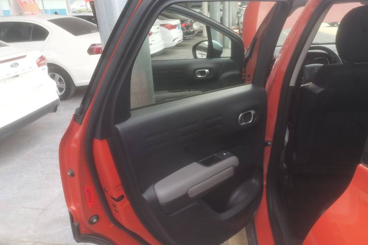 Used Citroen C4 AIRCROSS Yunyi 2018 230THP Automatic Internet E-Zhi Edition Interior 8
