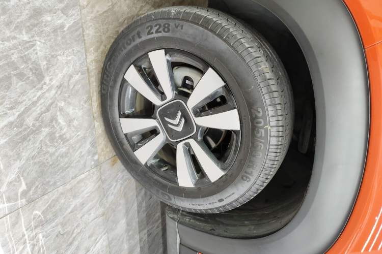 Used Citroen C4 AIRCROSS Yunyi 2018 230THP Automatic Internet E-Zhi Edition Left Front Wheel Hub