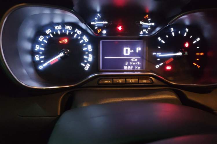 Used Citroen C4 AIRCROSS Yunyi 2018 230THP Automatic Internet E-Zhi Edition Odometer Close Up