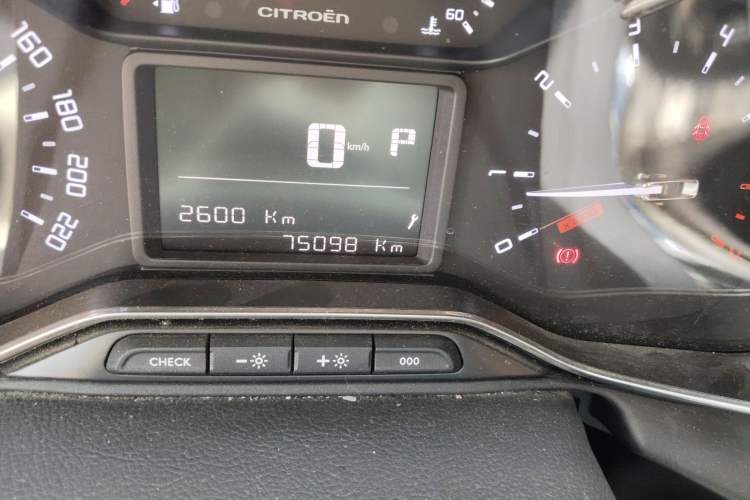Used Citroen C4 AIRCROSS Yunyi 2018 350THP Automatic Internet E-Zhi Edition Odometer Close Up