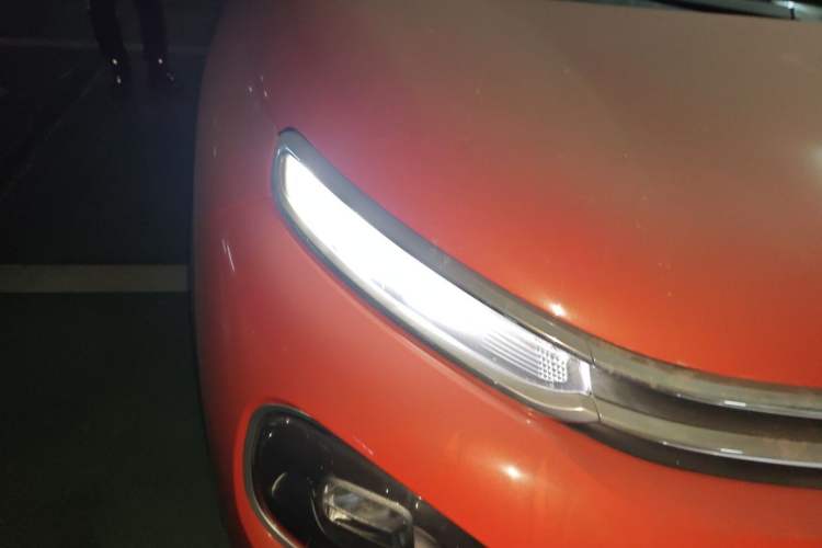 Used Citroen C4 AIRCROSS Yunyi 2018 230THP Automatic Internet E-Zhi Edition Right Front Headlight