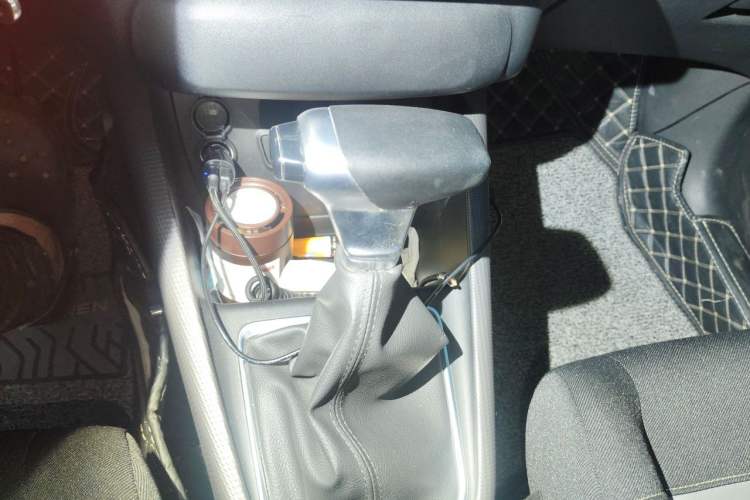 Used Citroen C4 AIRCROSS Yunyi 2019 230THP DCT Origins Centennial Deluxe Edition Gear Lever