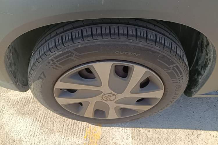 Used Citroen C4 AIRCROSS Yunyi 2020 230THP DCT C-Series Trendy Edition Left Front Wheel Hub