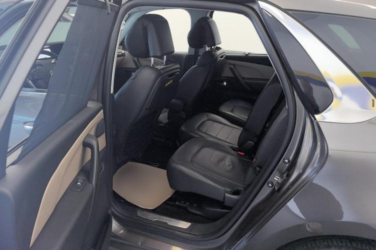 Used Citroen C4 Picasso 2015 1.6T Luxury 5-Seat Model Left Rear Seat